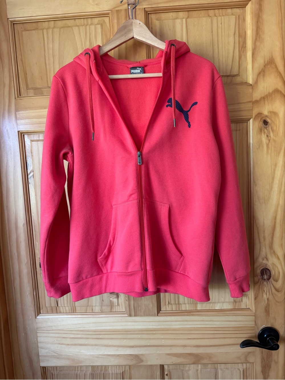 Puma Hooded Zip-Up Sweatshirt with Navy Logo women’s size XL